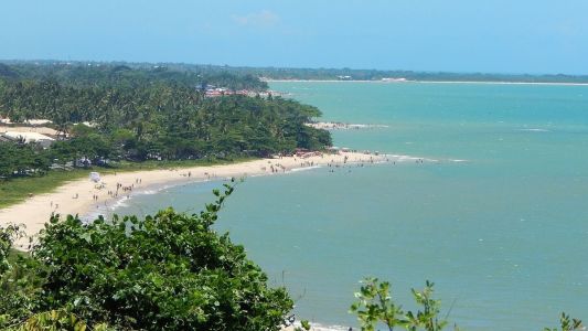 Família do Rio denuncia dono de pousada em Porto Seguro por assediar menina de 16 anos