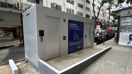 Prefeitura de BH inaugura 5º banheiro autolimpante e projeta outros 14 para 2026