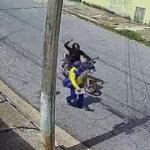 Correios se pronunciam após carteiro ser esfaqueado por motociclista no Barreiro, em BH