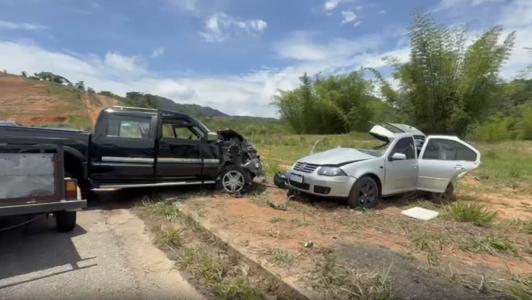 Acidente mata duas crianças e um adulto da mesma família em rodovia no Vale do Mucuri