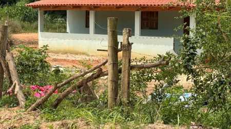 Pedreiro e filho morrem eletrocutados enquanto trabalhavam em obra no interior de MG