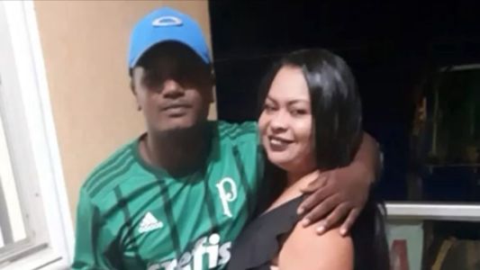Motociclista morto em acidente com Hilux trabalhava para comprar casa para a mãe, diz avó