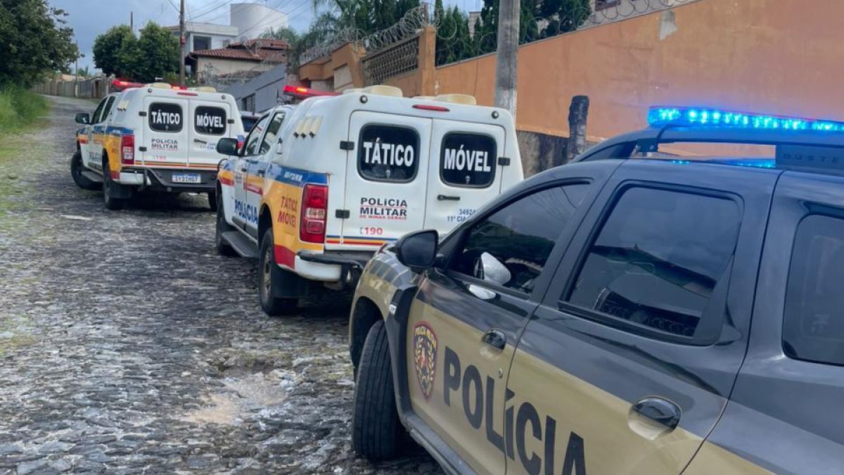 Casal de idosos é preso na Grande BH suspeito de filmar pedofilia e vender ao exterior