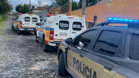 Casal de idosos é preso na Grande BH suspeito de filmar pedofilia e vender ao exterior