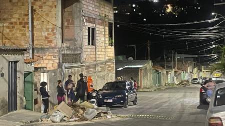 Homem que matou mulher e pulou do terceiro andar está estável no hospital em BH