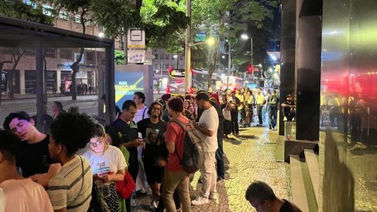 'O Agente Secreto' em BH: público chega 4 horas antes e fila dá volta no quarteirão