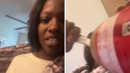 Mulher é expulsa de audiência nos EUA