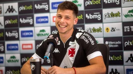 Capasso vai ser titular pelo quarto jogo seguido do Vasco