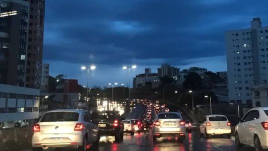 Capital entra em alerta para chuvas fortes