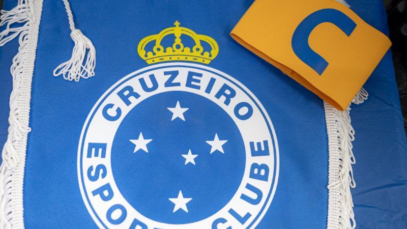 Larcamón define novo capitão do Cruzeiro em estreia na Copa do Brasil