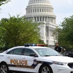 Polícia evacua prédios do Senado e procura por possível atirador no Capitólio, nos EUA