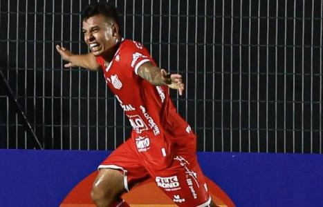 Vinícius Popó comemora gol em Capivariano 1 x 0 Mirassol, pelo Paulistão 2026