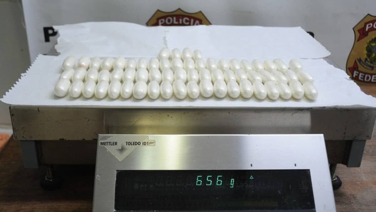 Quatro pessoas são presas tentando embarcar com cocaína no Aeroporto de Guarulhos 