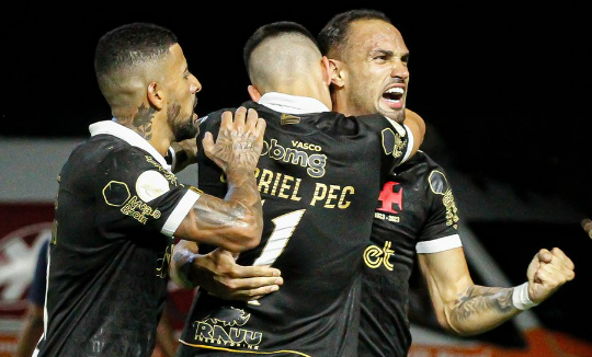 Vasco ganha premiação milionária ao se manter na Série A