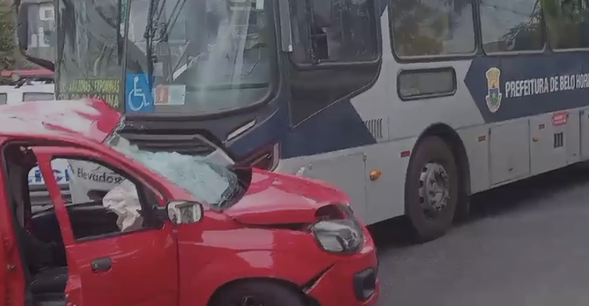 Vídeo: suspeito de tentar roubar celular morre durante fuga em BH