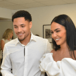 Vitor Roque se casa antes de se apresentar ao Barcelona