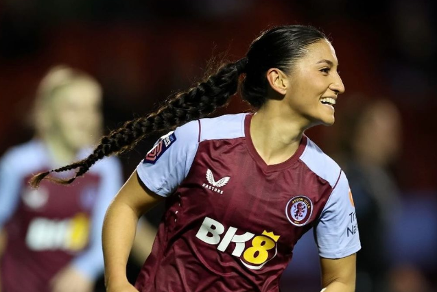 Após reclamações, fornecedora muda tecido de uniforme de clube inglês