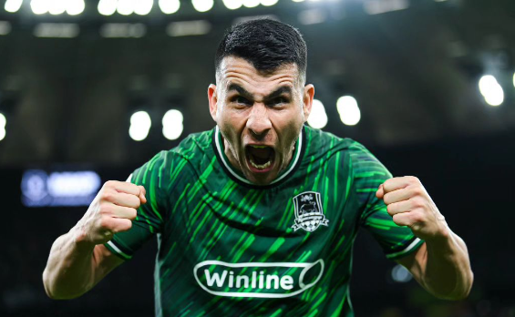 Ex-Atlético é eleito melhor jogador da temporada por clube europeu