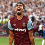 Ídolo do Manchester United pede Paquetá em gigante europeu