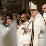 'Nossos corações estão em Belém', diz Papa Francisco sobre Natal em meio à guerra