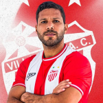 Time mineiro anuncia contratação de zagueiro ex-Vasco