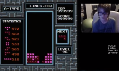 Adolescente de 13 anos é o primeiro jogador a 'zerar' Tetris