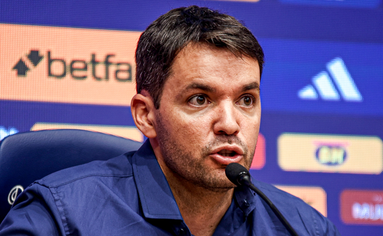 Larcamón diz o que espera de Dinenno e Lucas Romero no Cruzeiro