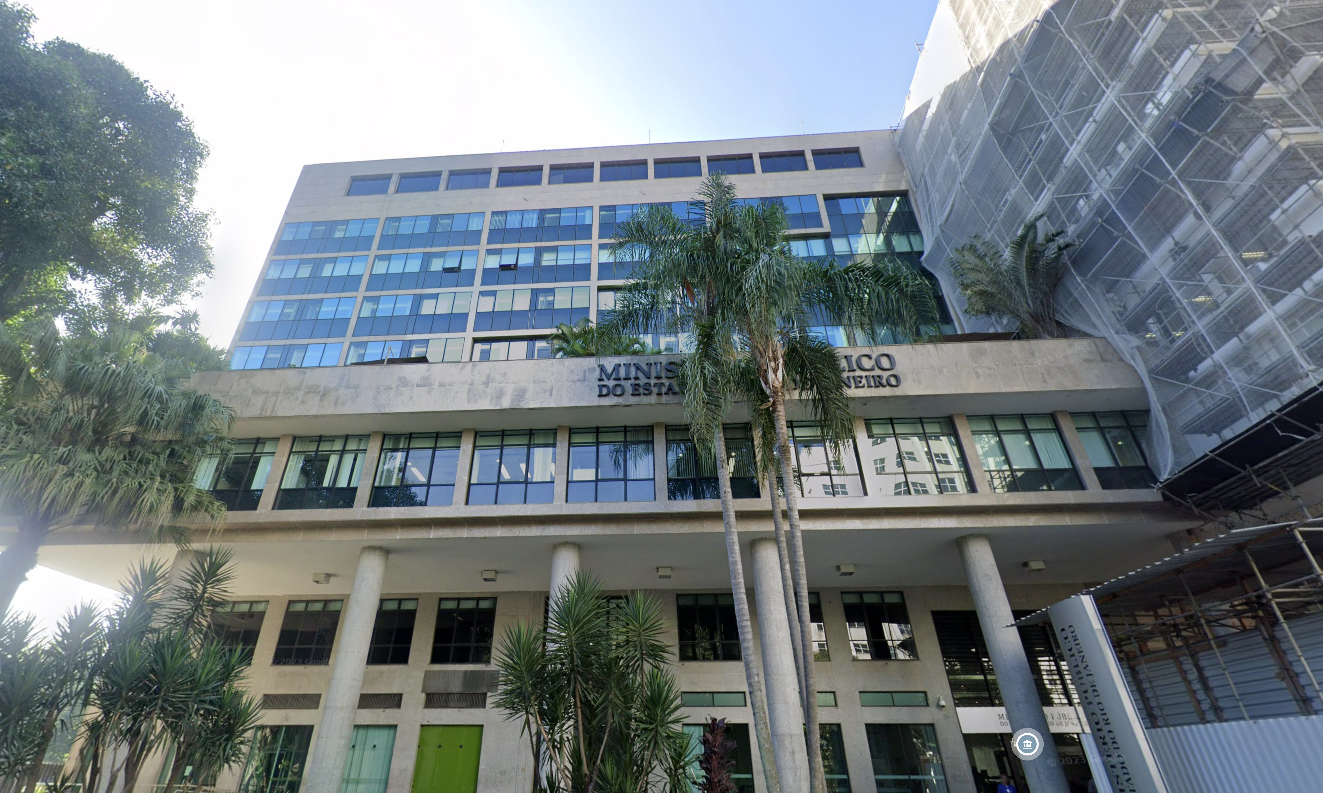 Maior parte das denúncias enviadas ao Ministério Público do RJ em 2023 envolve milícias