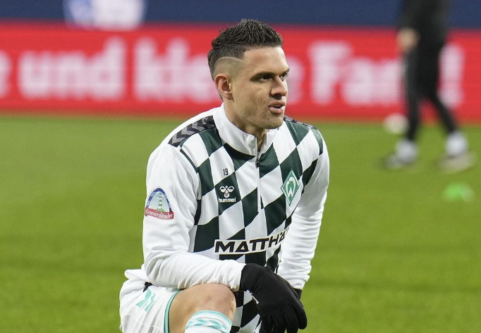 Rodrigo Caetano admite consulta do Atlético por atacante Borré; veja o que ele disse