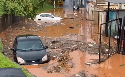 Lula orienta 'total apoio' a cidades atingidas por chuva em Minas Gerais