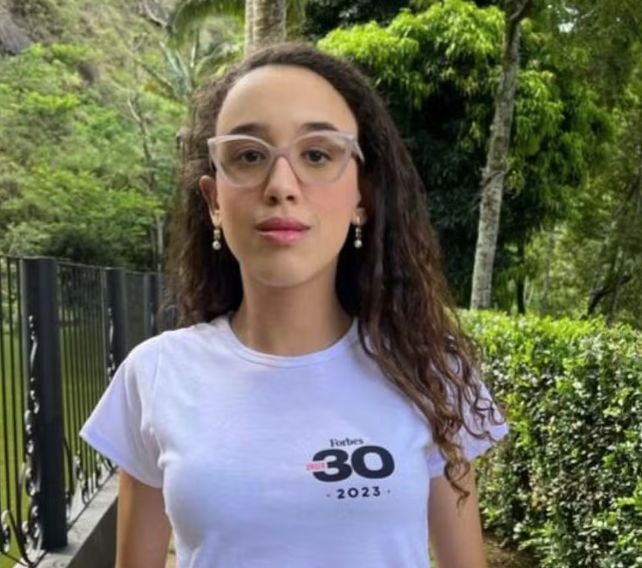 Mineira que se tornou a mais jovem a entrar para a Lista da Forbes recebeu 'não' da professora; entenda