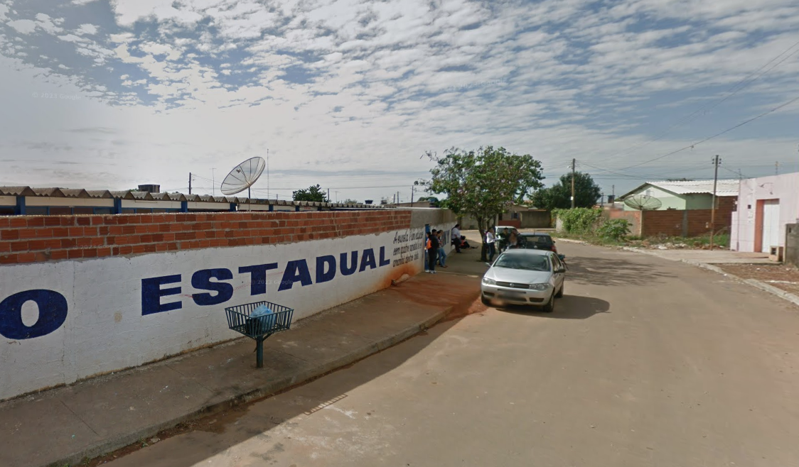 Adolescente morre esfaqueado em briga por jogo online na porta de escola em Goiás