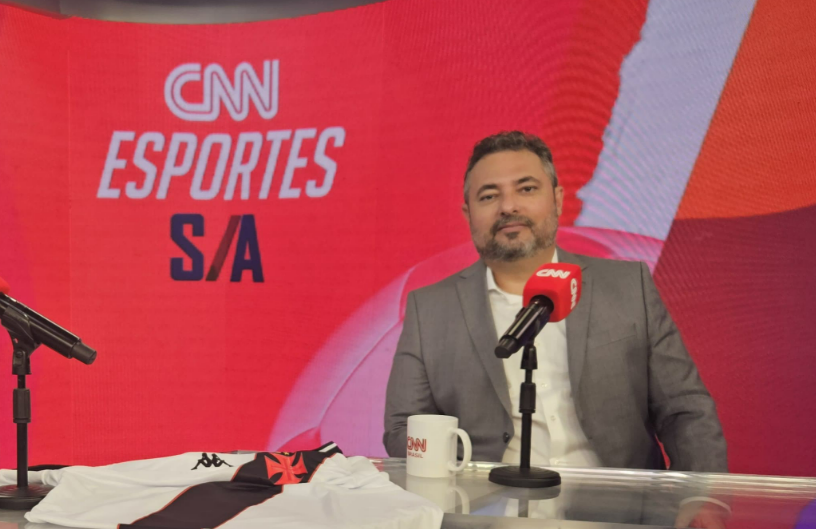 Alexandre Mattos lembra polêmica com Valdivia no Palmeiras