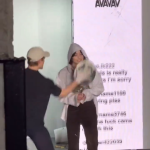 Vídeo: plateia joga lixo em modelos durante passarela na Semana de Moda de Milão
