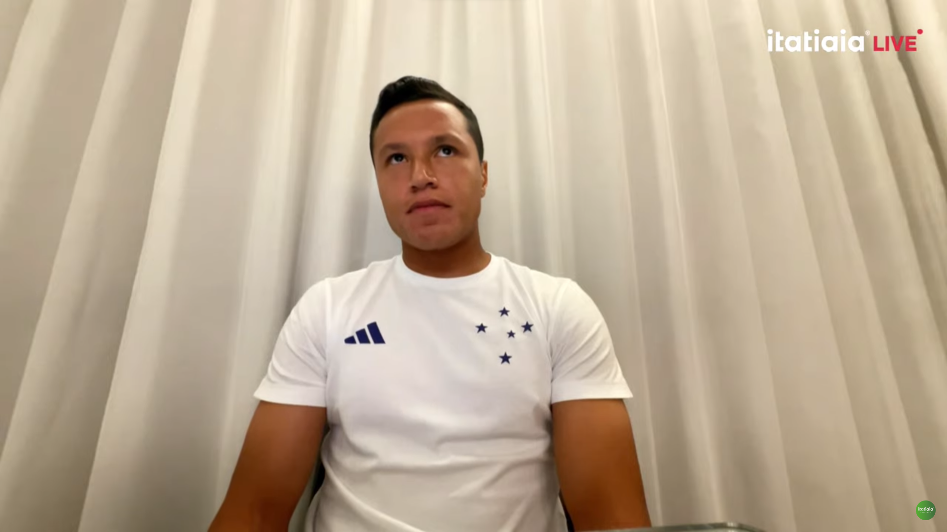 Vai renovar? Marlon comenta situação contratual no Cruzeiro