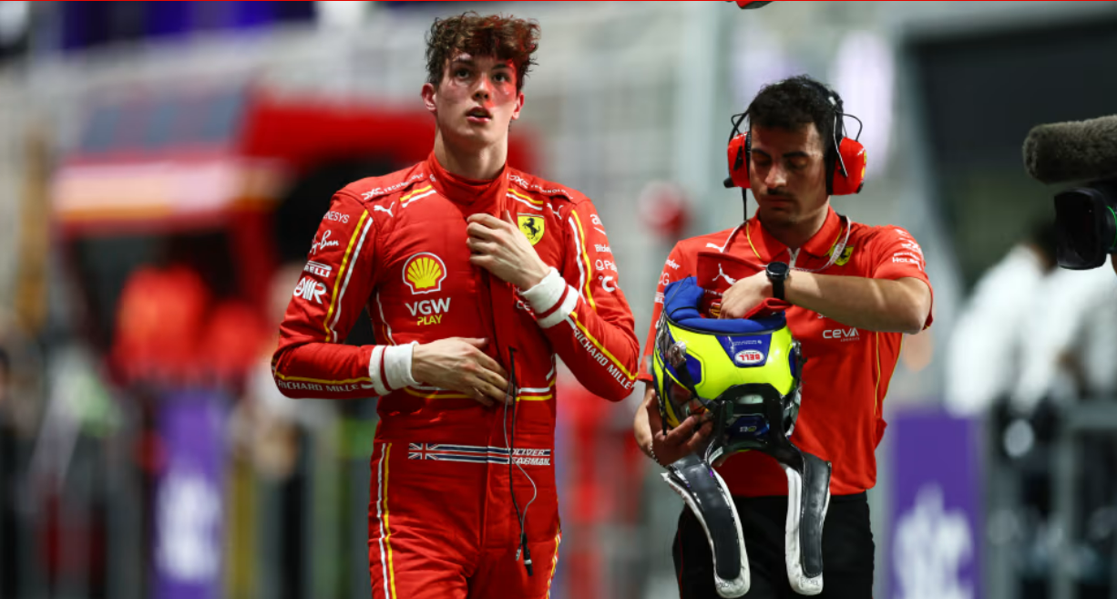 Leclerc chega em terceiro, elogia Ferrari e valoriza parceria com substituto de Sainz