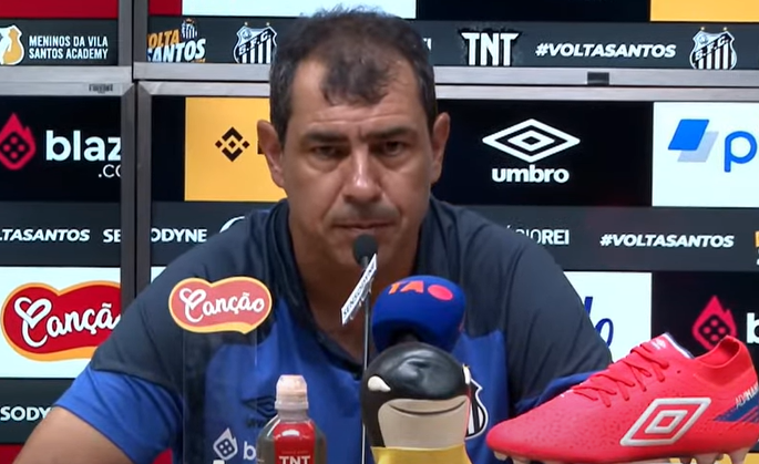 Carille diz que elenco do Santos 'chega muito bem' para as quartas de final do Paulista