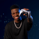 Vini Jr. se torna garoto-propaganda e embaixador da PlayStation
