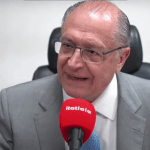Alckmin descarta possibilidade de nova edição de programa para baratear carros e afirma que o governo investirá em incentivos para veículos sustentáveis