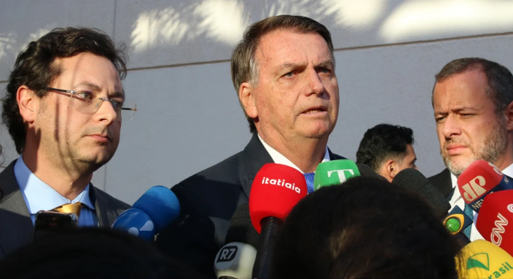 Bolsonaro se manifesta sobre declarações de Freire Gomes à PF: ‘Não é crime debater o que está na Constituição’