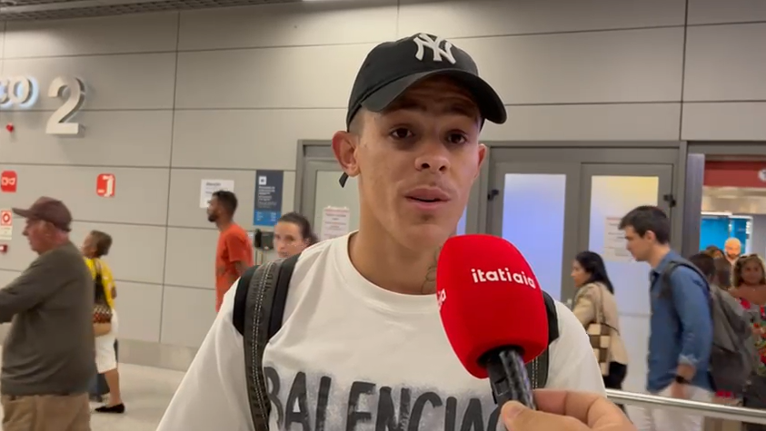Wallisson chega a BH e explica por que trocou projeto na Série A pelo América