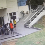 Vídeo: policiais salvam bebê engasgado em Vespasiano, na Grande BH