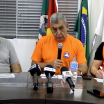 Em meio a racionamento de água, prefeito diz que quem tiver condições deve deixar Porto Alegre