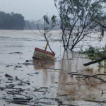Com chuvas previstas para domingo (16), população de Canoas (RS) fica em alerta