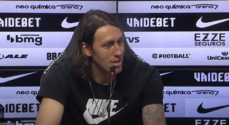 Cássio revela que recebeu muitas propostas para deixar o Corinthians