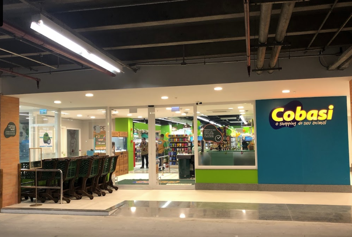 Pets morrem afogados em tradicional loja de Porto Alegre; entenda