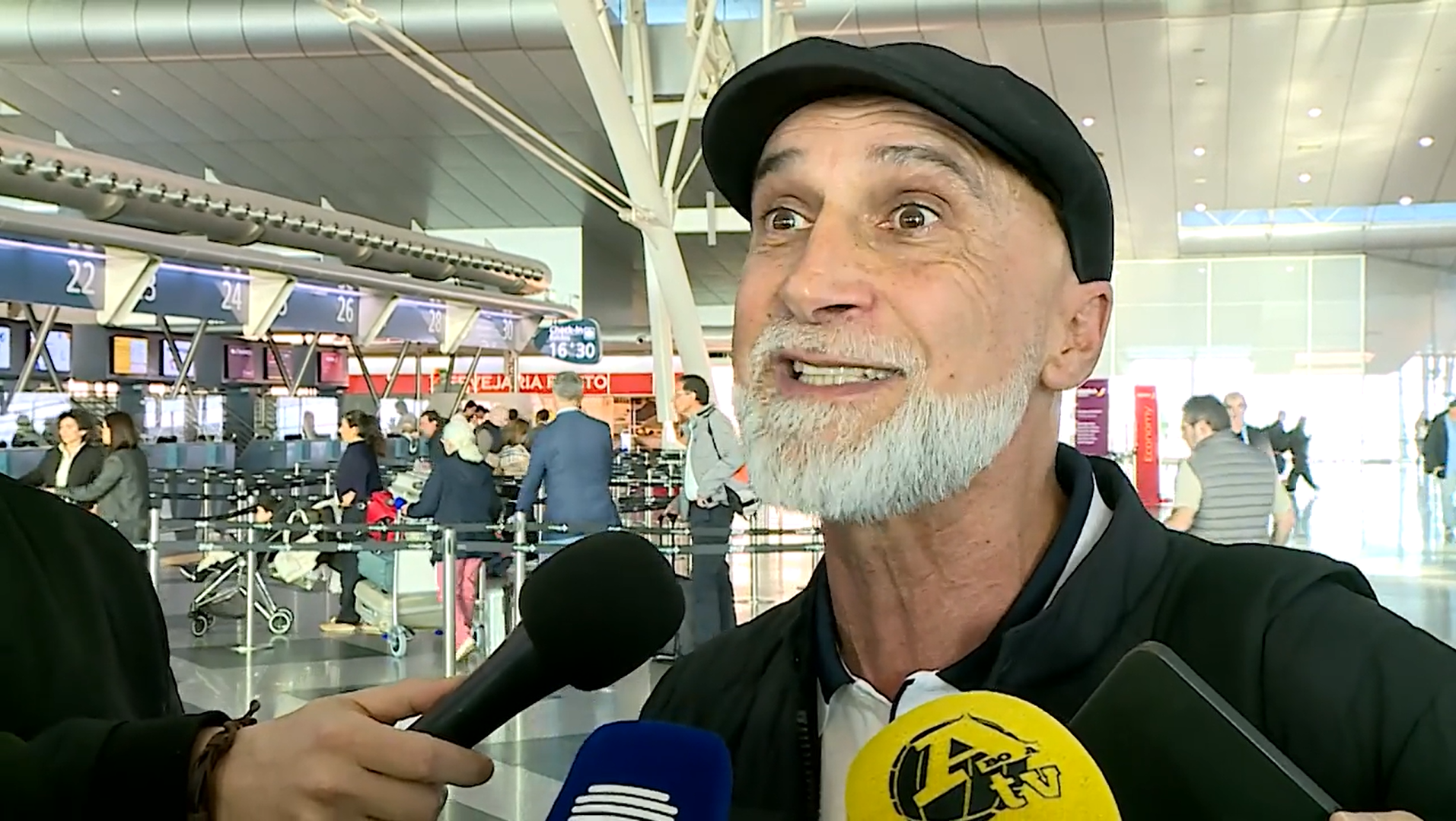 Álvaro Pacheco embarca para o Brasil: 'Ajudar o Vasco a voltar ao patamar que merece'