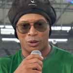 Ronaldinho Gaúcho lamenta ver Rio Grande do Sul debaixo d’água: ‘Muito triste’
