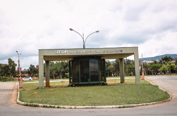 Prefeitura de Ponte Nova e Universidade Federal de Ouro Preto anunciam a criação de cursos à distância