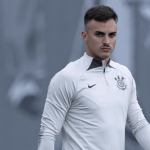 Corinthians renova contrato com goleiro Matheus Donelli até 2028
